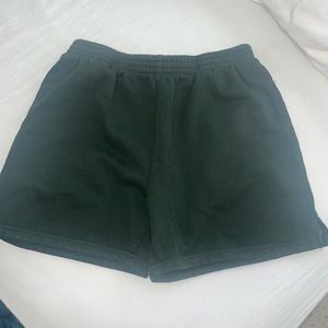green brandy melville rosa sweatshort